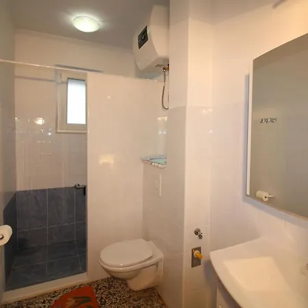 Centre Free Parking 1&2 Floor Apartament Makarska
